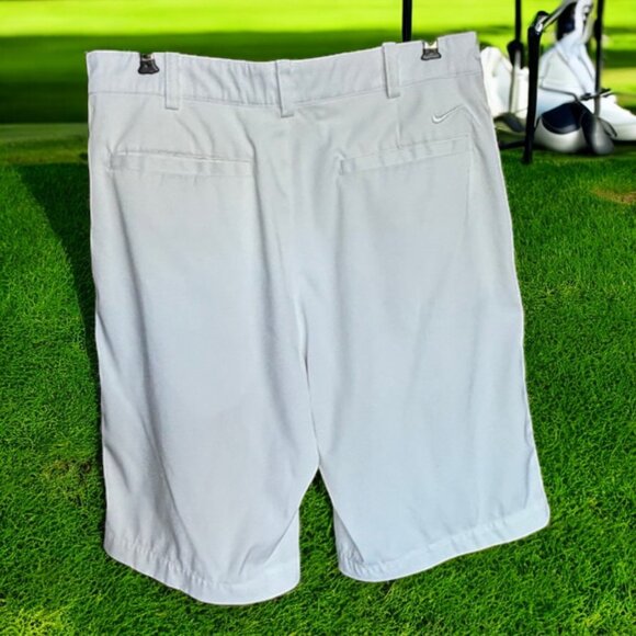 NIKE GOLF TOUR PERFORMANCE DRI FIT GOLF SHORTS SIZE 30 - Picture 6 of 6